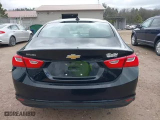 2020 Chevrolet Malibu LS with VIN 1G1ZC5ST5LF104271, listed as a IAAI auction lot 42039792 with 68,718 mi miles. Bid and sale history available at carsss.com. Image 17.