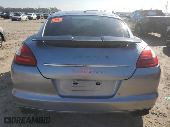 2010 Porsche Panamera Turbo z VIN WP0AC2A75AL090720, wystawiony jako Copart lot #47013455 z przebiegiem 41 164 mil mil oraz Nie do naprawy • Non repairable. Historia ofert i sprzedaży dostępna na DreamBid. Obrazek 6.