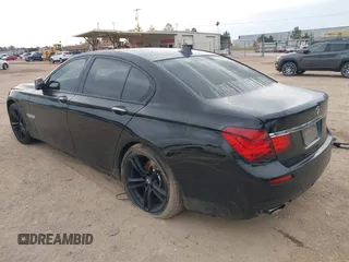 2015 BMW 7 Series 740i с VIN WBAYA6C58FD826880, выставлен на аукционе IAAI как лот 41360429 с пробегом 125 130 миль миль и . История ставок и продаж доступна на DreamBid. Изображение 3.