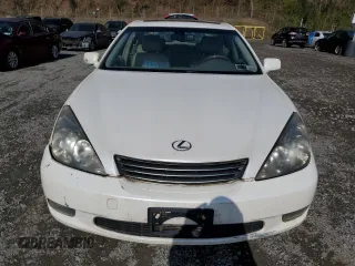 2002 Lexus ES 300 with VIN JTHBF30G925029779, listed as a Copart auction lot 51455565 with 222,525 mi miles and Clean Title. Bid and sale history available at DreamBid. Image 5.