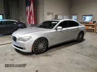 2012 BMW 7 Series 750i xDrive с VIN WBAKC6C51CC395851, выставлен на аукционе Copart как лот 56917905 с пробегом 138 308 миль миль и Чистый • Clean title. История ставок и продаж доступна на DreamBid. Изображение 1.