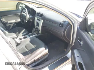 2012 Ford Fusion SEL with VIN 3FAHP0JG6CR106442, listed as a IAAI auction lot 41920885 with 135,931 mi miles. Bid and sale history available at carsss.com. Image 5.