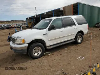 2000 Ford Expedition XLT with VIN 1FMRU1660YLB29813, listed as a Copart auction lot 44729765 with 258,224 mi miles and Salvage Title. Bid and sale history available at DreamBid. Image 1.