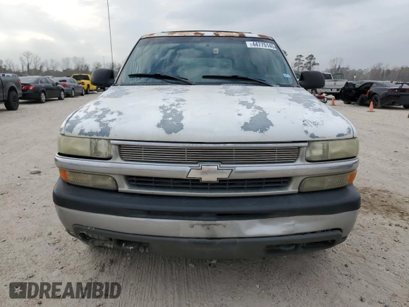 2002 Chevrolet Suburban LT with VIN 1GNEC16ZX2J327776, listed as a Copart auction lot 44775145 with 305,030 mi miles and Salvage Title. Bid and sale history available at carsss.com. Image 5.