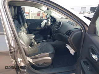 2019 Jeep Cherokee Trailhawk с VIN 1C4PJMBX7KD189366, выставлен на аукционе IAAI как лот 42252787 с пробегом 132 635 миль миль и . История ставок и продаж доступна на DreamBid. Изображение 5.