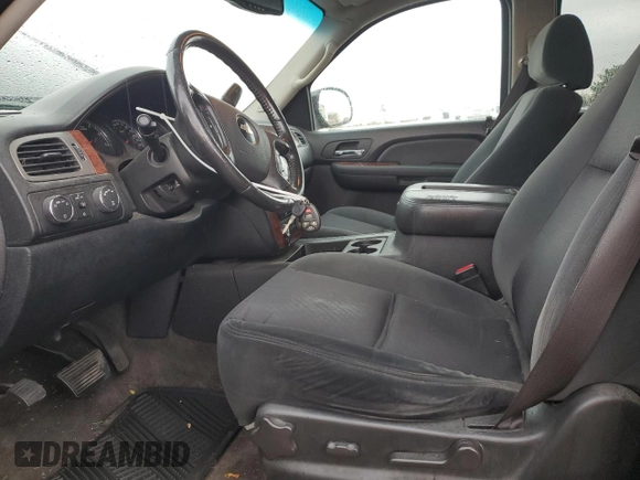 2009 Chevrolet Suburban LT w/1LT with VIN 1GNFK26399R216639, listed as a Copart auction lot 70335104 with 179,321 mi miles and Salvage Title. Bid and sale history available at carsss.com. Image 7.
