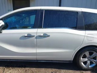 2019 Honda Odyssey EX-L with VIN 5FNRL6H74KB015835, listed as a IAAI auction lot 42044603 with 109,740 mi miles. Bid and sale history available at carsss.com. Image 14.