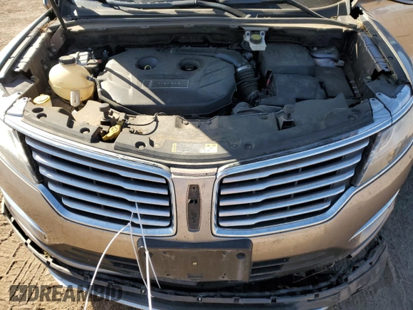 2018 Lincoln MKC Premiere with VIN 5LMCJ1D99JUL12992, listed as a Copart auction lot 73115294 with 86,612 mi miles and Salvage title. Bid and sale history available at DreamBid. Image 13.