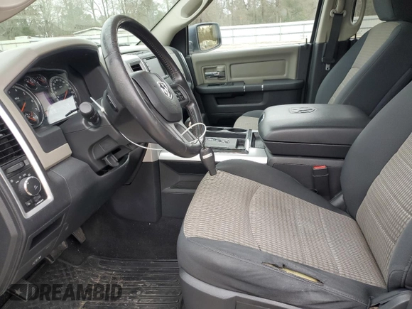 2012 Ram 1500 Big Horn z VIN 1C6RD6LT5CS282110, wystawiony jako Copart lot #47638885 z przebiegiem 168 373 mil mil oraz Szkoda całkowita • Salvage title. Historia ofert i sprzedaży dostępna na DreamBid. Obrazek 7.