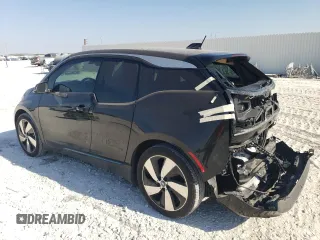 2019 BMW i3 with VIN WBY8P4C54K7D03050, listed as a Copart auction lot 76057684 with 31,858 mi miles and Salvage Title. Bid and sale history available at carsss.com. Image 2.