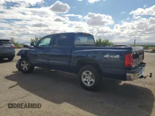 2006 Dodge Dakota SLT z VIN 1D7HW48K26S704816, wystawiony jako Copart lot #56071985 z przebiegiem 105 189 mil mil oraz Szkoda całkowita • Salvage title. Historia ofert i sprzedaży dostępna na DreamBid. Obrazek 2.