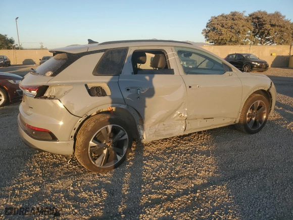 2023 Audi Q4 e-tron Premium Plus with VIN WA1L2BFZ0PP041104, listed as a Copart auction lot 77852464 with 21,312 mi miles and Salvage Title. Bid and sale history available at carsss.com. Image 3.