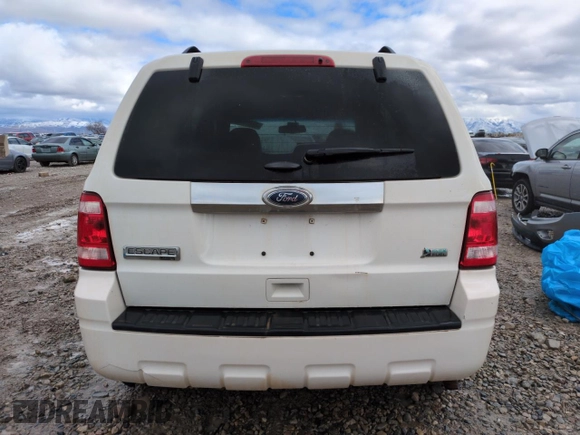 2011 Ford Escape Limited with VIN 1FMCU9EG7BKC64637, listed as a Copart auction lot 45499165 with 217,203 mi miles and Salvage Title. Bid and sale history available at carsss.com. Image 6.