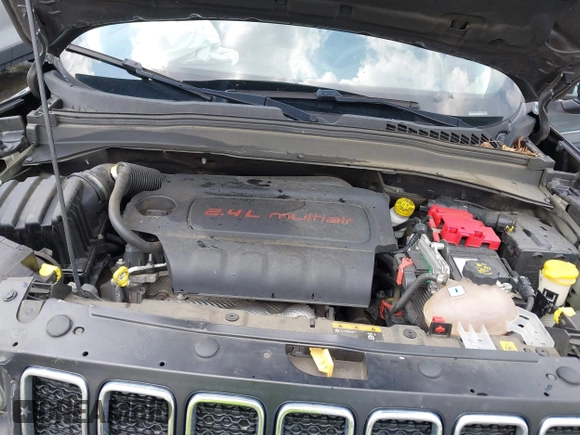 2021 Jeep Renegade Islander with VIN ZACNJDBB3MPM11348, listed as a IAAI auction lot 42609118 with 68,840 mi miles and . Bid and sale history available at DreamBid. Image 10.