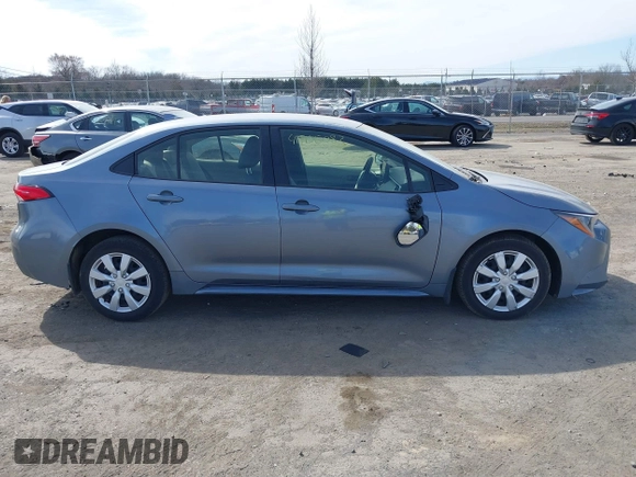 2022 Toyota Corolla LE with VIN JTDEPMAE4NJ220312, listed as a IAAI auction lot 41705083 with 37,260 mi miles. Bid and sale history available at carsss.com. Image 13.