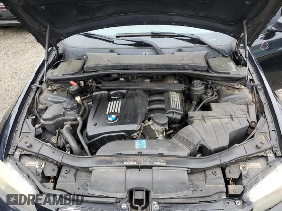 2011 BMW 3 Series 328i xDrive with VIN WBAPK5C58BA655062, listed as a Copart auction lot 61531785 with 211,145 mi miles and Salvage title. Bid and sale history available at DreamBid. Image 11.