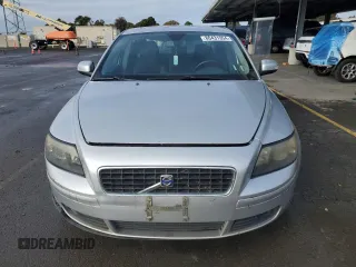 2007 Volvo S40 2.4L z VIN YV1MS390972275519, wystawiony jako Copart lot #86431954 z przebiegiem 227 441 mil mil oraz Szkody całkowita. Historia ofert i sprzedaży dostępna na DreamBid. Obrazek 5.