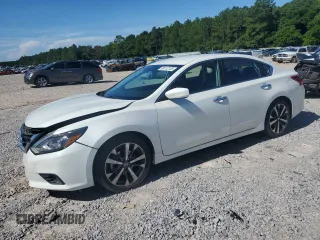 2017 Nissan Altima SR with VIN 1N4AL3AP2HN336441, listed as a Copart auction lot 64112135 with 143,681 mi miles and Salvage title. Bid and sale history available at DreamBid. Image 1.
