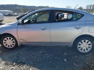 2015 Nissan Versa SV with VIN 3N1CN7AP2FL915742, listed as a IAAI auction lot 41755811 with 45,832 mi miles. Bid and sale history available at carsss.com. Image 15.