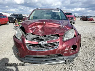 2016 Chevrolet Trax LT z VIN 3GNCJLSB4GL274123, wystawiony jako Copart lot #49728505 z przebiegiem Nie podano mil oraz Szkoda całkowita • Salvage title. Historia ofert i sprzedaży dostępna na DreamBid. Obrazek 5.