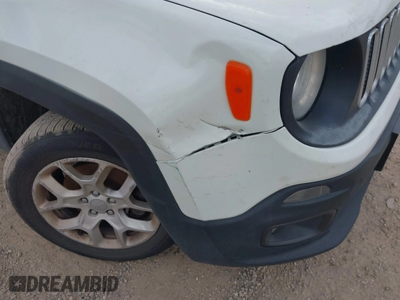 2018 Jeep Renegade Latitude with VIN ZACCJABB2JPH42684, listed as a IAAI auction lot 42130246 with Not Provided miles and . Bid and sale history available at carsss.com. Image 16.