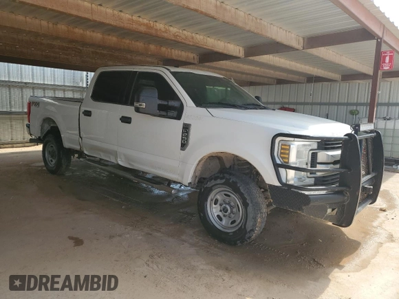 2019 Ford F-250 XL with VIN 1FT7W2B67KEE56965, listed as a Copart auction lot 55602715 with 189,947 mi miles and Clean title. Bid and sale history available at DreamBid. Image 4.