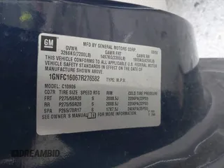 2007 Chevrolet Suburban LT with VIN 1GNFC16067R276582, listed as a IAAI auction lot 41494768 with 300,791 mi miles and . Bid and sale history available at DreamBid. Image 9.