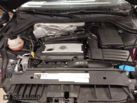2016 Volkswagen Tiguan S with VIN WVGBV7AX6GW029794, listed as a IAAI auction lot 41698112 with 73,084 mi miles and . Bid and sale history available at DreamBid. Image 10.
