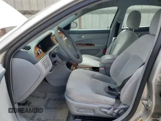 2006 Buick LaCrosse CX z VIN 2G4WC552661114621, wystawiony jako Copart lot #56751965 z przebiegiem 117 443 mil mil oraz Czysty tytuł • Clean title. Historia ofert i sprzedaży dostępna na DreamBid. Obrazek 7.