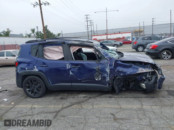 2018 Jeep Renegade Latitude with VIN ZACCJABB5JPJ07925, listed as a IAAI auction lot 41892633 with 141,975 mi miles and . Bid and sale history available at carsss.com. Image 13.