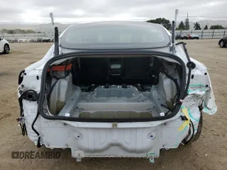 2022 Tesla Model 3 Long Range z VIN 5YJ3E1EB4NF161314, wystawiony jako Copart lot #57060725 z przebiegiem 19 215 mil mil oraz Szkoda całkowita • Salvage title. Historia ofert i sprzedaży dostępna na DreamBid. Obrazek 6.