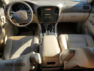 1998 Toyota Land Cruiser with VIN JT3HT05J3W0009199, listed as a Copart auction lot 42576635 with 140,920 mi miles and Clean Title. Bid and sale history available at carsss.com. Image 8.