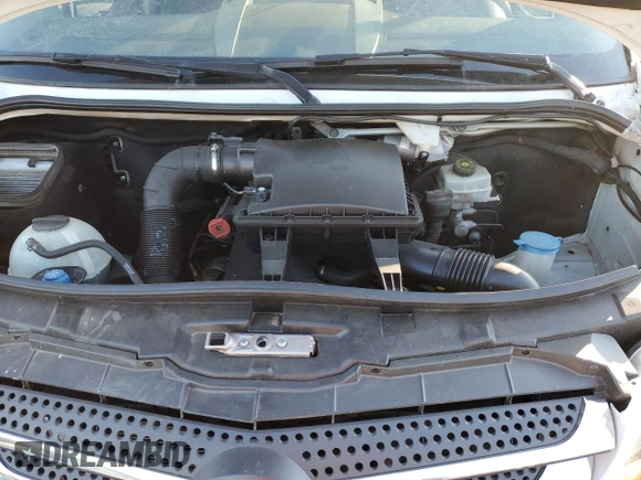 2016 Mercedes-Benz Sprinter with VIN WD3PE8DDXGP338397, listed as a Copart auction lot 87686455 with 153,434 mi miles and Salvage Title. Bid and sale history available at DreamBid. Image 12.