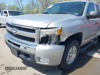 2011 Chevrolet Silverado 1500 LT with VIN 1GCRKSE39BZ388702, listed as a IAAI auction lot 41921374 with 124,322 mi miles and . Bid and sale history available at DreamBid. Image 6.