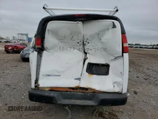 2007 Chevrolet Express Cargo z VIN 1GCHG35U971137504, wystawiony jako Copart lot #54410105 z przebiegiem 266 049 mil mil oraz Szkoda całkowita • Salvage title. Historia ofert i sprzedaży dostępna na DreamBid. Obrazek 6.