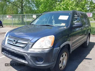 2006 Honda CR-V LX with VIN JHLRD785X6C030024, listed as a IAAI auction lot 42210266 with 108,010 mi miles and . Bid and sale history available at carsss.com. Image 2.