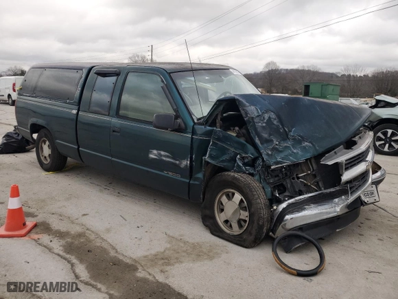 1997 Chevrolet C/K 1500 with VIN 1GCEC19W1VE157394, listed as a Copart auction lot 44196375 with 232,327 mi miles and Salvage Title. Bid and sale history available at carsss.com. Image 4.
