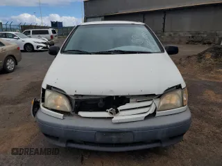 2001 Toyota Sienna CE with VIN 4T3ZF19C21U359632, listed as a Copart auction lot 60258414 with 167,356 mi miles and Salvage Title. Bid and sale history available at carsss.com. Image 5.