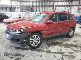 2015 Volkswagen Tiguan S z VIN WVGAV7AX4FW114031, wystawiony jako Copart lot #56283695 z przebiegiem 123 336 mil mil oraz Szkoda całkowita • Salvage title. Historia ofert i sprzedaży dostępna na DreamBid. Obrazek 1.