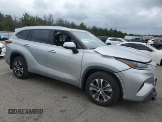 2021 Toyota Highlander XLE with VIN 5TDGZRBH3MS544801, listed as a Copart auction lot 63478355 with 54,616 mi miles and Salvage title. Bid and sale history available at DreamBid. Image 4.