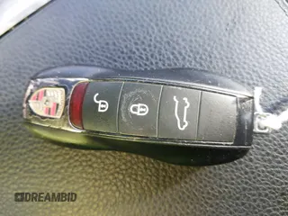 2013 Porsche Cayenne S с VIN WP1AB2A28DLA86543, выставлен на аукционе IAAI как лот 41764426 с пробегом 105 814 миль миль и . История ставок и продаж доступна на DreamBid. Изображение 11.