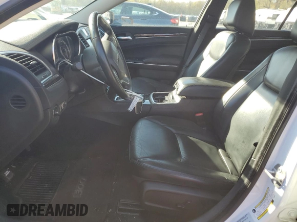 2015 Chrysler 300 Limited with VIN 2C3CCAAG8FH929612, listed as a Copart auction lot 53851005 with 146,326 mi miles and Clean Title. Bid and sale history available at DreamBid. Image 7.