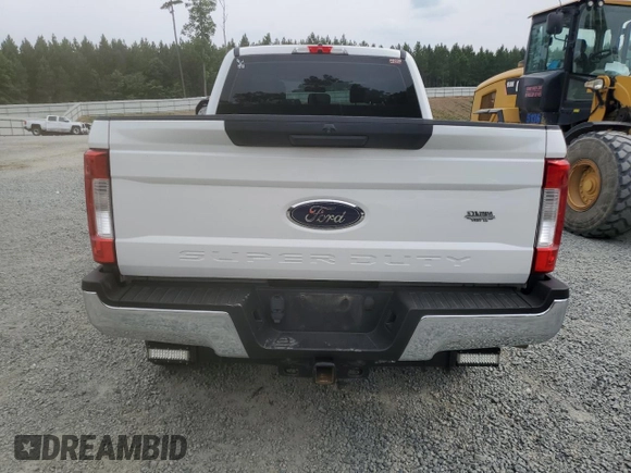 2019 Ford F-250 XL с VIN 1FT7W2BT6KED26424, выставлен на аукционе Copart как лот 59949225 с пробегом 107 288 миль миль и Списание • Salvage title. История ставок и продаж доступна на DreamBid. Изображение 6.