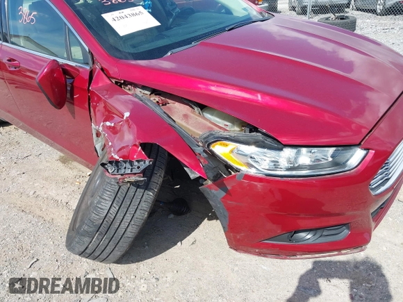 2013 Ford Fusion SE with VIN 3FA6P0HR8DR265088, listed as a IAAI auction lot 42043865 with 142,814 mi miles. Bid and sale history available at carsss.com. Image 6.