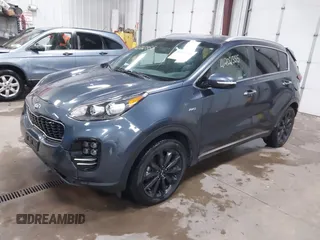 2019 Kia Sportage EX z VIN KNDPNCAC0K7575087, wystawiony jako IAAI lot #41202355 z przebiegiem 31 768 mil mil oraz . Historia ofert i sprzedaży dostępna na DreamBid. Obrazek 19.