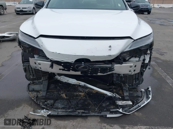 2024 Lexus RX 500h F Sport Performance z VIN 2T2BCMEA4RC016032, wystawiony jako IAAI lot #41464306 z przebiegiem 13 338 mil mil oraz . Historia ofert i sprzedaży dostępna na DreamBid. Obrazek 6.