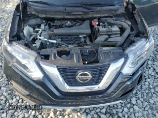 2020 Nissan Rogue SL z VIN 5N1AT2MV6LC724206, wystawiony jako Copart lot #48012745 z przebiegiem 103 606 mil mil oraz Szkoda całkowita • Salvage title. Historia ofert i sprzedaży dostępna na DreamBid. Obrazek 13.