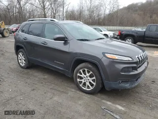 2017 Jeep Cherokee Latitude with VIN 1C4PJLCB8HW549285, listed as a Copart auction lot 49400385 with 172,792 mi miles and Salvage Title. Bid and sale history available at carsss.com. Image 4.