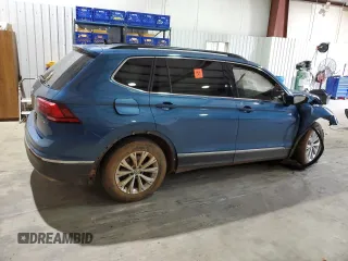 2018 Volkswagen Tiguan SEL with VIN 3VV3B7AX7JM055203, listed as a Copart auction lot 51358485 with 61,352 mi miles and Salvage Title. Bid and sale history available at DreamBid. Image 3.