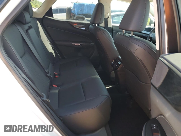 2025 Lexus NX 250 Premium с VIN 2T2GDCAZ6SC016841, выставлен на аукционе Copart как лот 51912325 с пробегом 2 711 миль миль и Списание • Salvage title. История ставок и продаж доступна на DreamBid. Изображение 11.